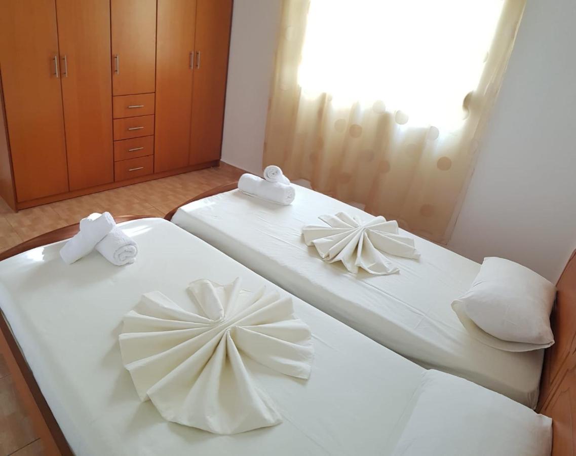 Stunning Sea View Apartments Saranda Kültér fotó