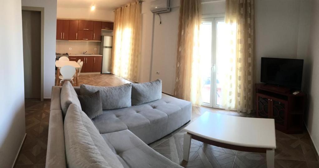 Stunning Sea View Apartments Saranda Kültér fotó